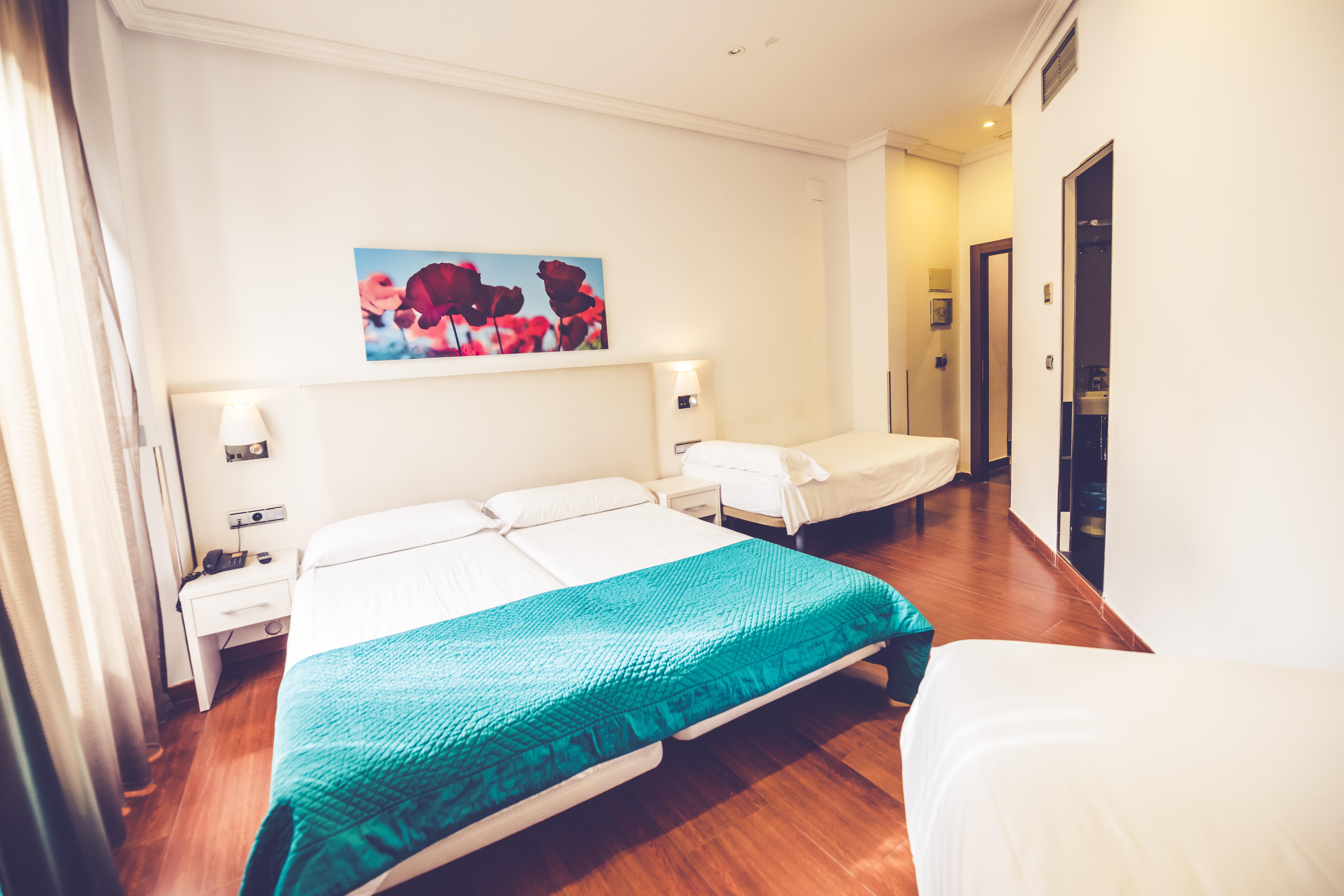 Hostal Sol Los Angeles Madrid Exterior foto